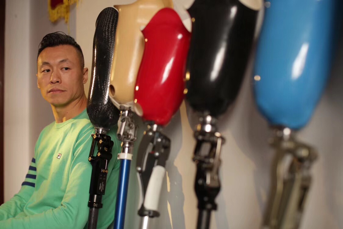 致力残疾人事业.jpg 致力残疾人事业.jpg